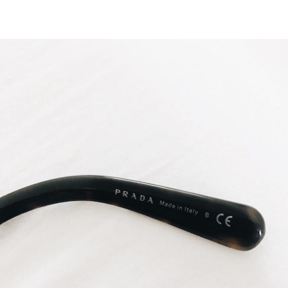 Authentic Prada Oversized Baroque Round Sunglasses. - Picture 6 of 9